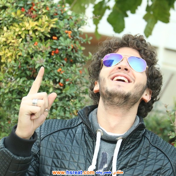 أنس-طيارة-1.jpg