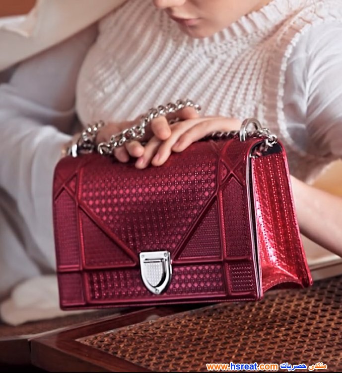 حقائب-ديور-باللون-العنابي-11.jpg