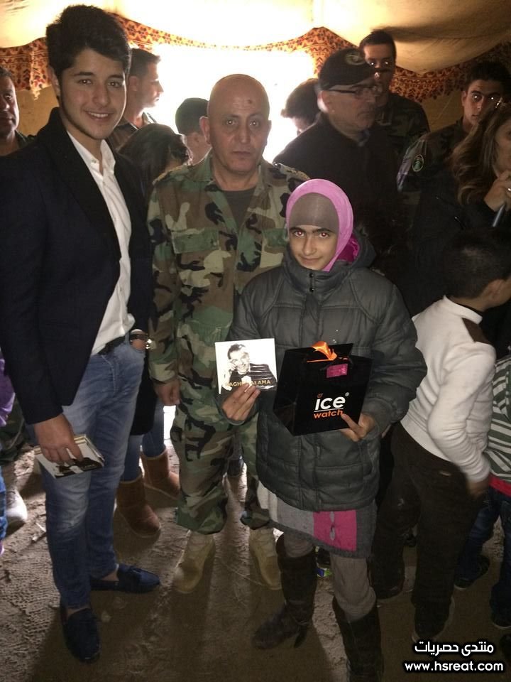 خالد راغب علامة وآخر البومات والده .jpg