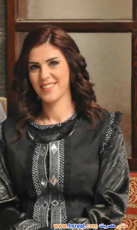 رشا-رستم-2.jpg