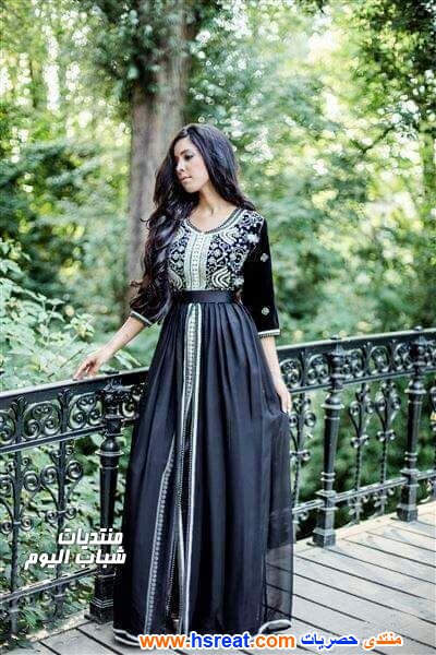 عبايات-سواريه-اسود--11.jpg