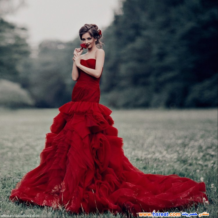 فساتين-زفاف-ملونة-2.jpg
