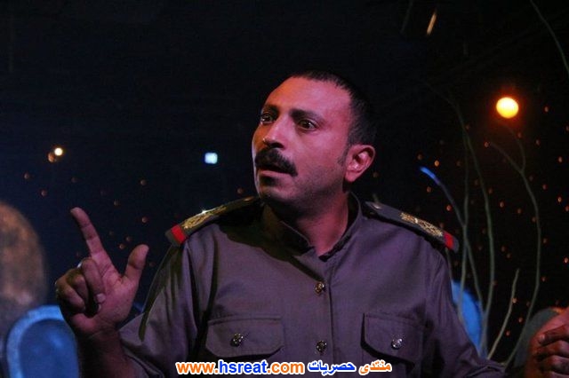 محمود-عزت-2.jpg
