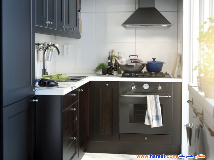 -مطابخ-ايكيا-مودرن-باللون-الاسود-صغيرة-6.jpg