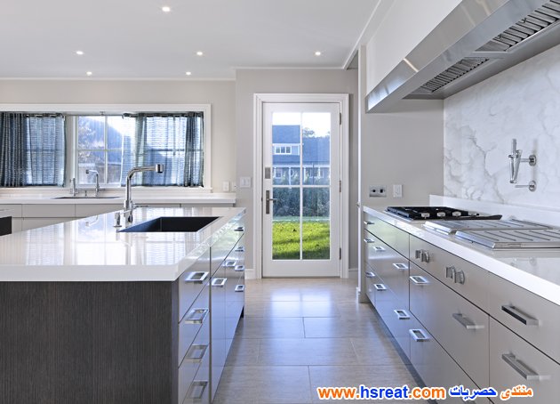 -مطابخ-بلت-ان-كبيرة-بيضاء-1.jpg