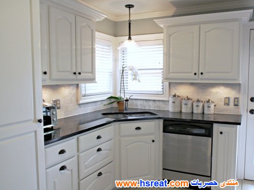 -مطابخ-خشبية-بيضاء-صغيرة-11.jpg