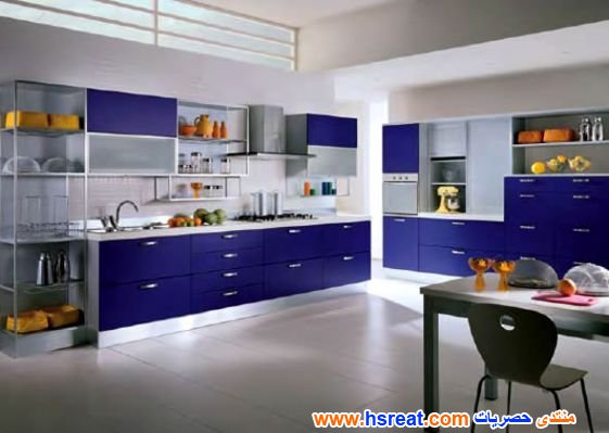 مطابخ-زجاجية-زرقاء-8.jpg