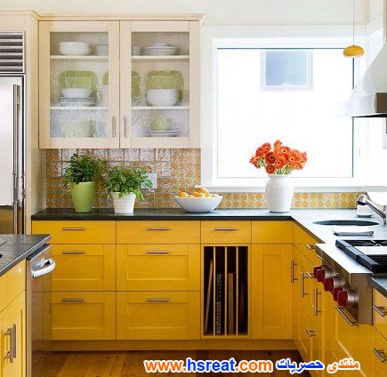 مطابخ-ضيقة-صفراء-3.jpg