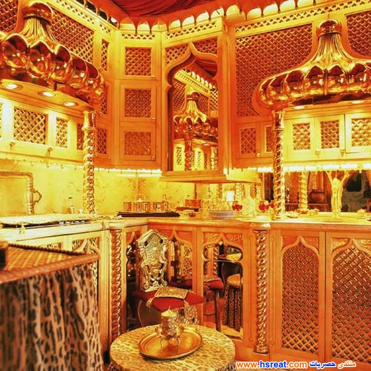 مطابخ-غريبة-الشكل-صفراء-6.jpg