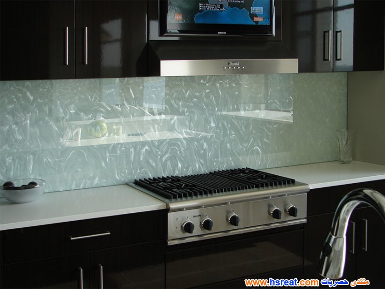 -مطابخ-مودرن-سوداء-صغيرة-8.jpg
