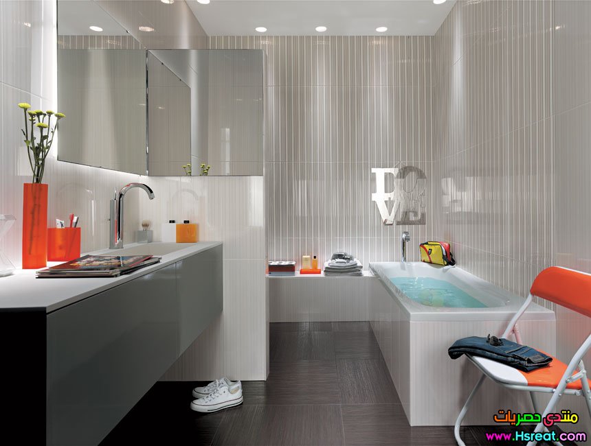 12-Gray-bathroom-tiles.jpg