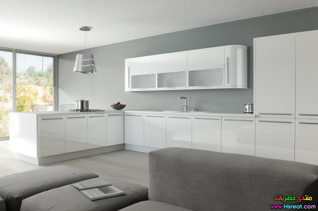 Acrylic_Kitchens_14_Ultra Gloss White Kitchen.jpg