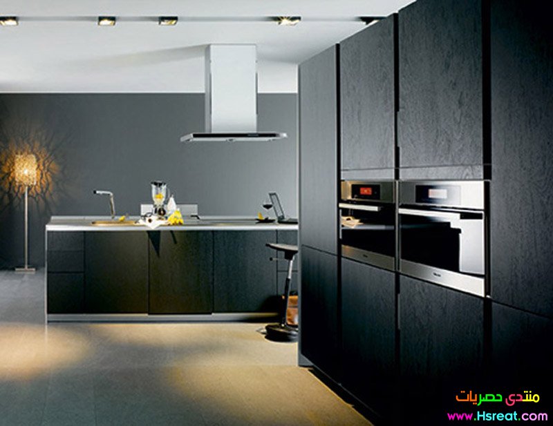 fantastic-black-kitchen-design-best.jpg