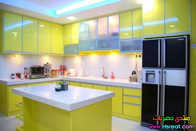 kitchen-remodel-ideas-for-small-kitchens-yellow.jpg