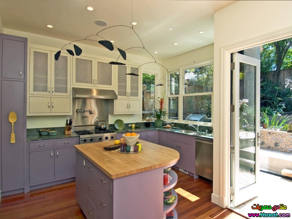 original_Jeff-King-lavender-lilac-purple-kitchen.jpg.rend.hgtvcom.1280.960.jpeg