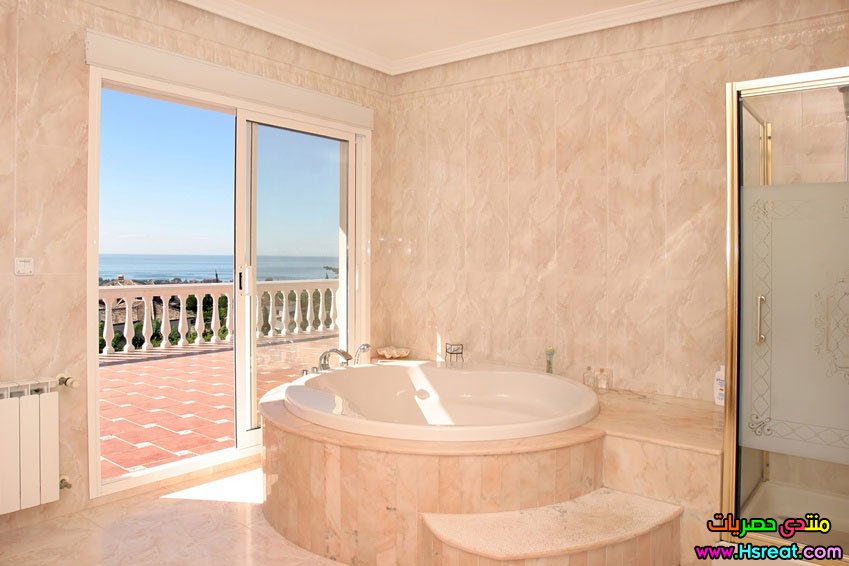pink-bathroom.jpg