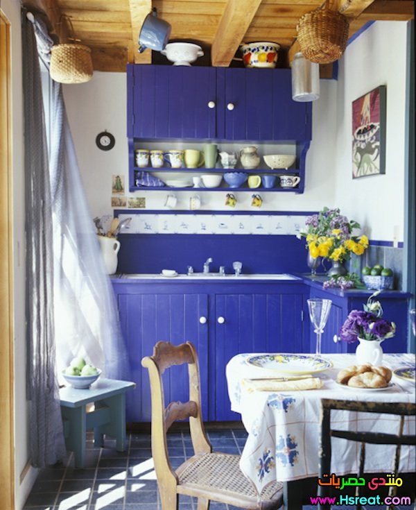 purple-kitchen.jpg