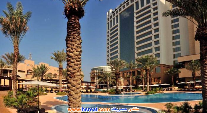 The-Diplomat-Radisson-Blu-Hotel-Residence-&-Spa-9.jpg