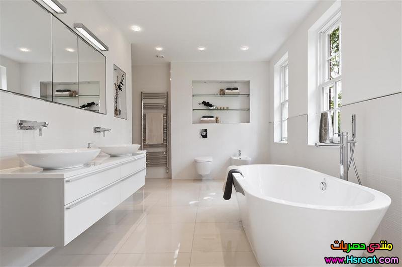white-contemporary-bathrooms-photo.jpg