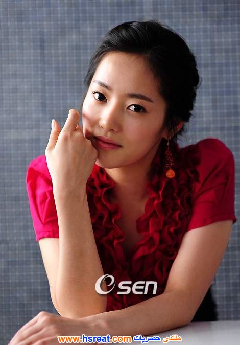 Yoon-Ah-Jung-10.jpg